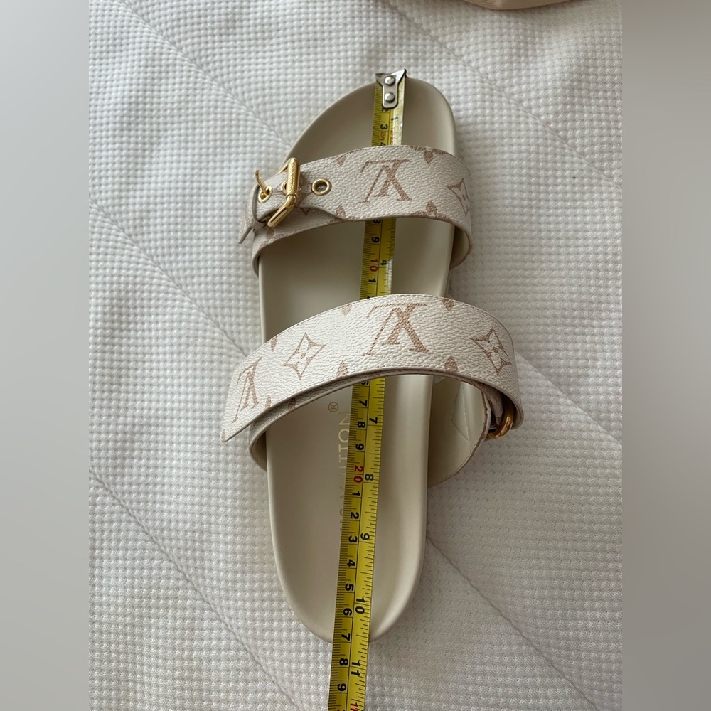 Authentic Louis Vuitton Bom Dia comfort Flat like new size 41 (US10) - Picture 13 of 13